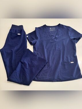 FIGS Technical Collection Scrub Set Women Size Small Navy V-Neck Boot Cut